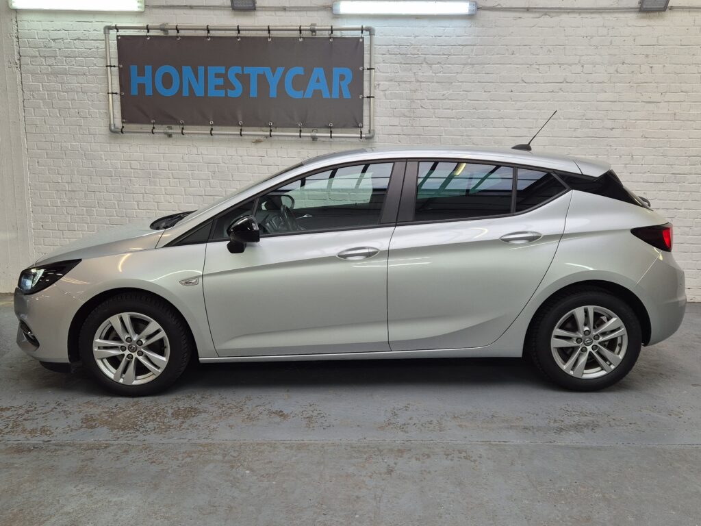 Astra 1.2 Turbo -04/2021- 56.000km -1prop.-Superbe état -Garantie