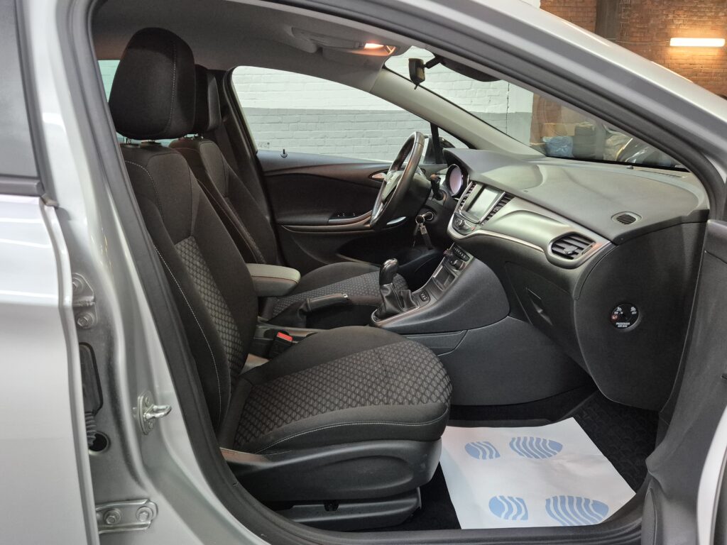 Astra 1.2 Turbo -04/2021- 56.000km -1prop.-Superbe état -Garantie