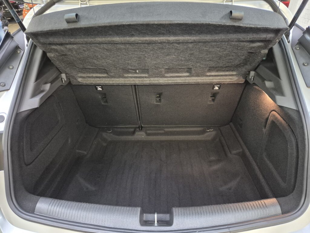 Astra 1.2 Turbo -04/2021- 56.000km -1prop.-Superbe état -Garantie