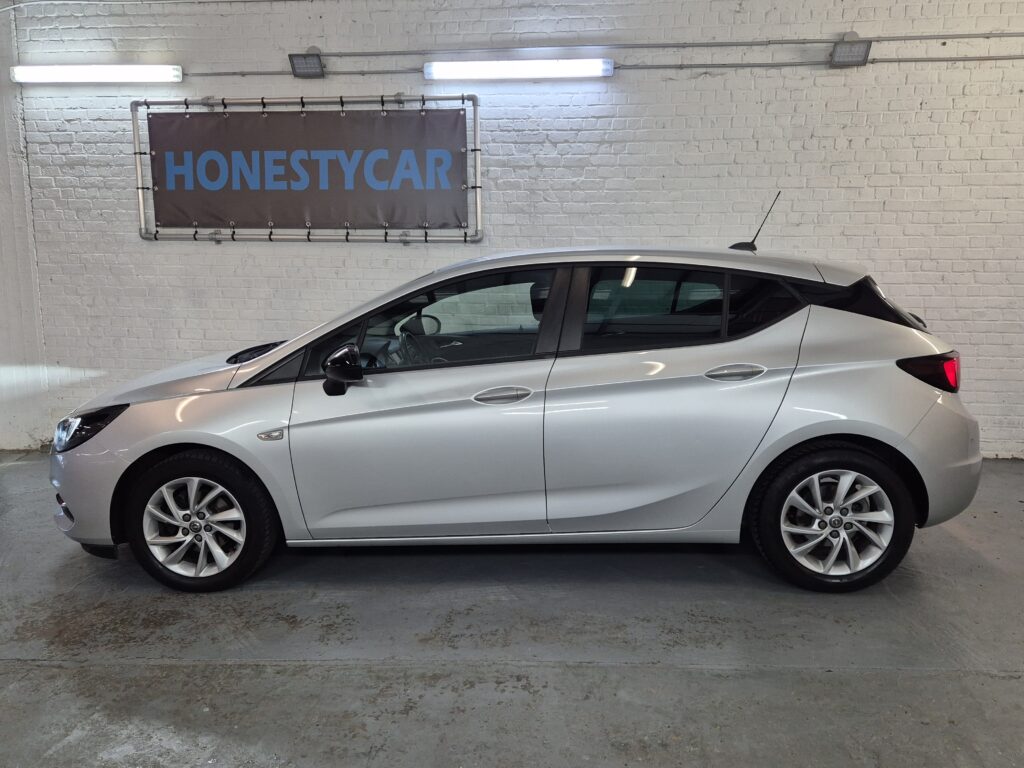 Astra 1.2 Turbo -04/2021- 84.000km -1prop.-Superbe état -Garantie