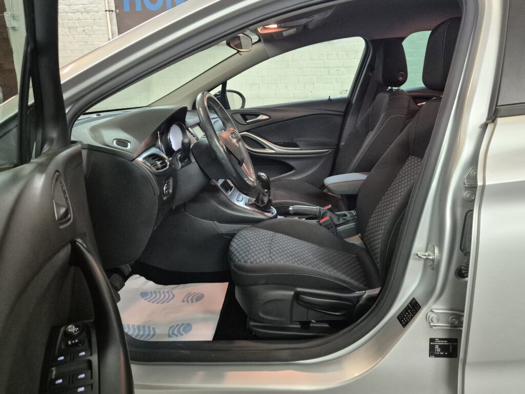 Astra 1.2 Turbo -04/2021- 84.000km -1prop.-Superbe état -Garantie